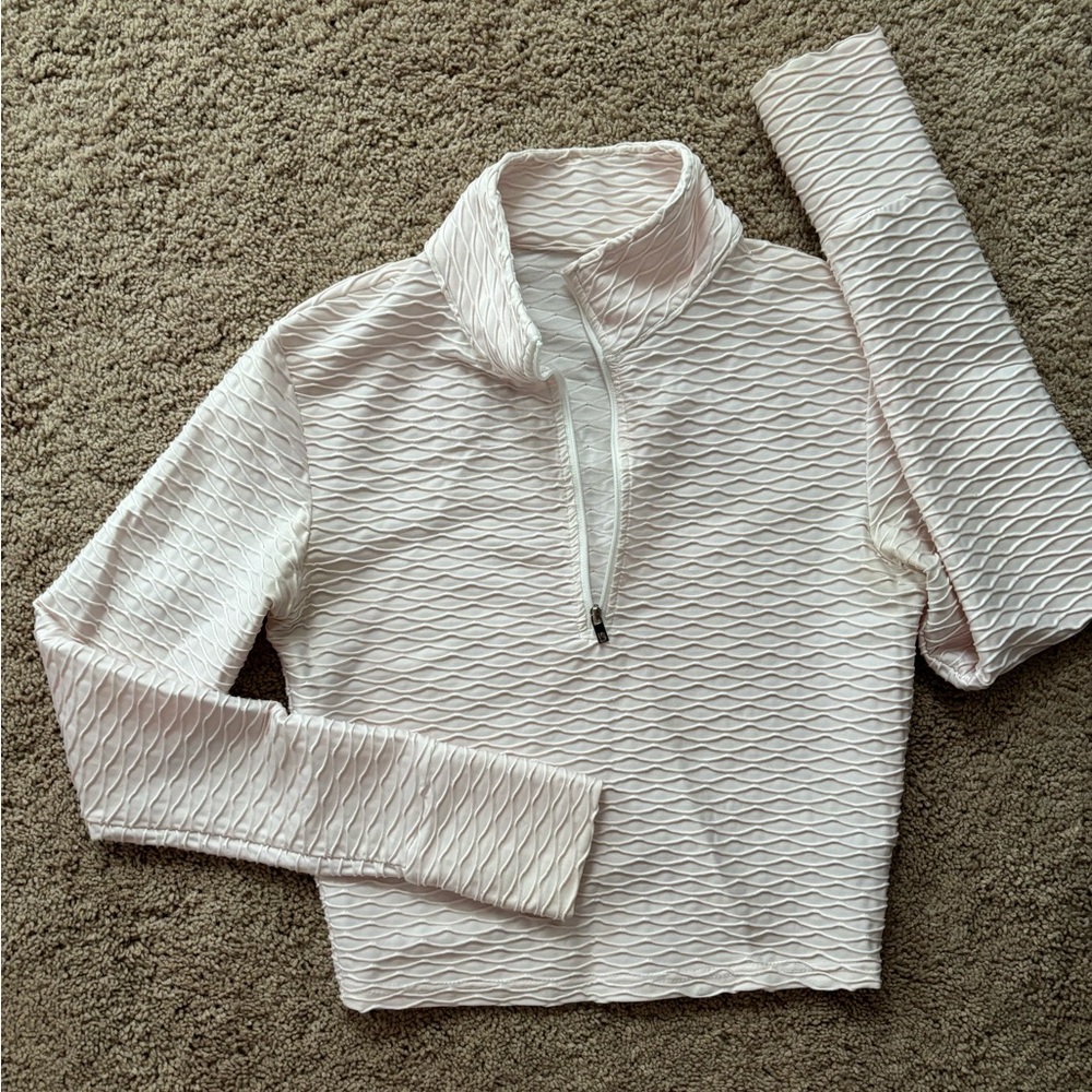 Buffbunny permafrost pullover